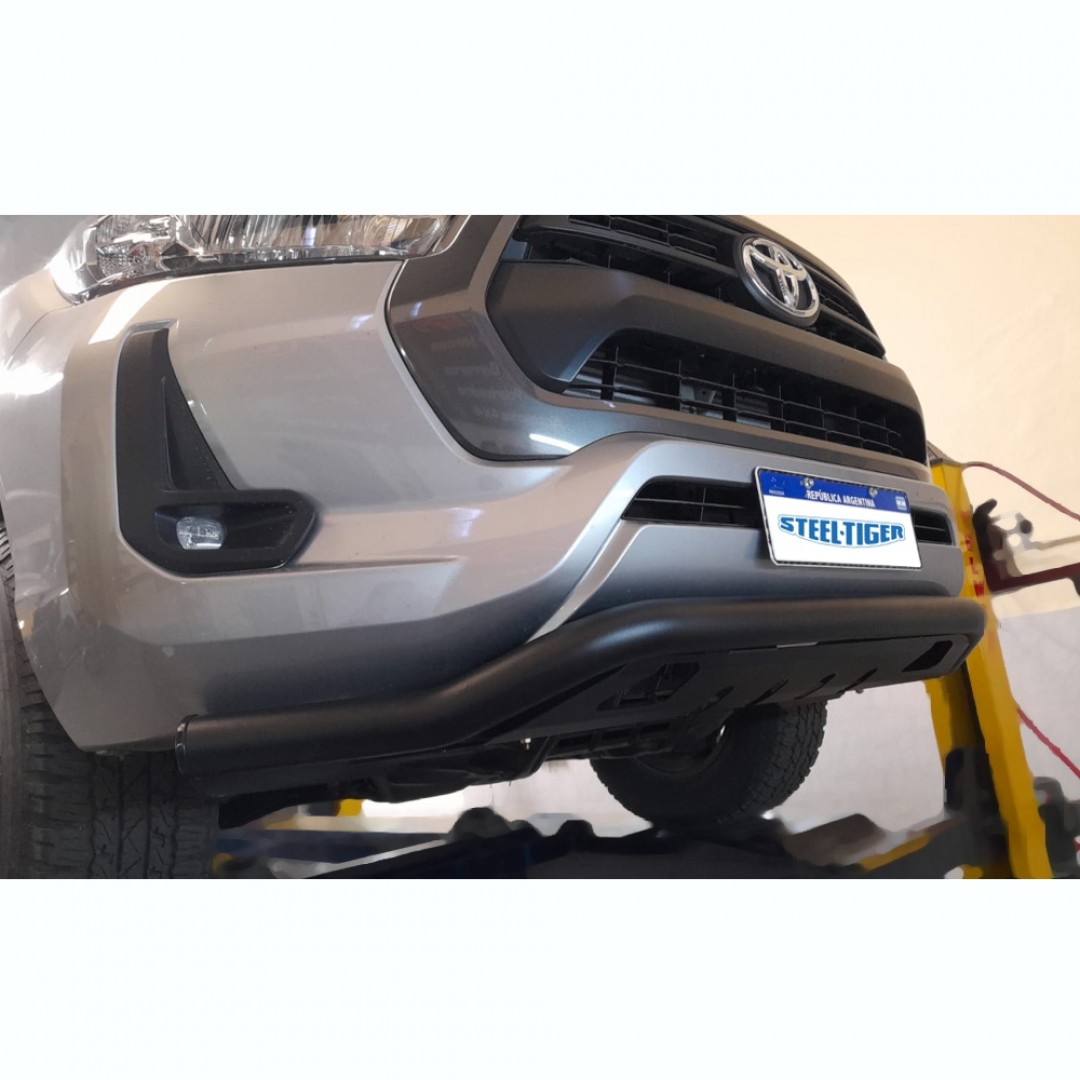 defensa-baja-negra-toyota-hilux-mod-21--dbn115-toyota